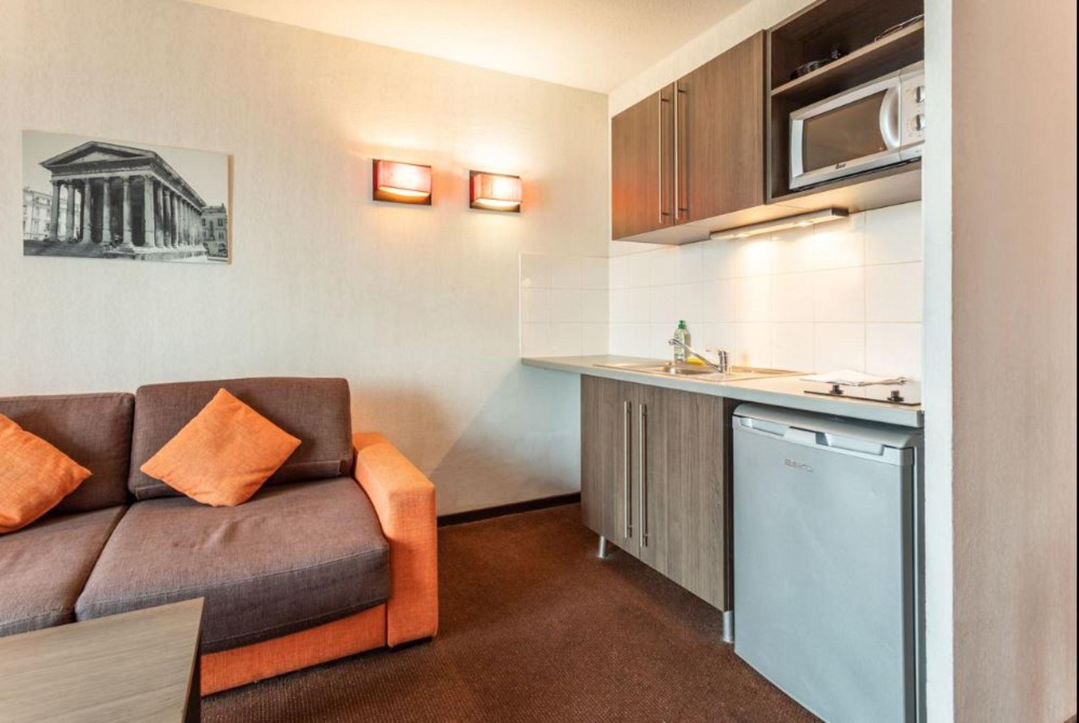 Comfort Aparthotel Nimes Centre エクステリア 写真