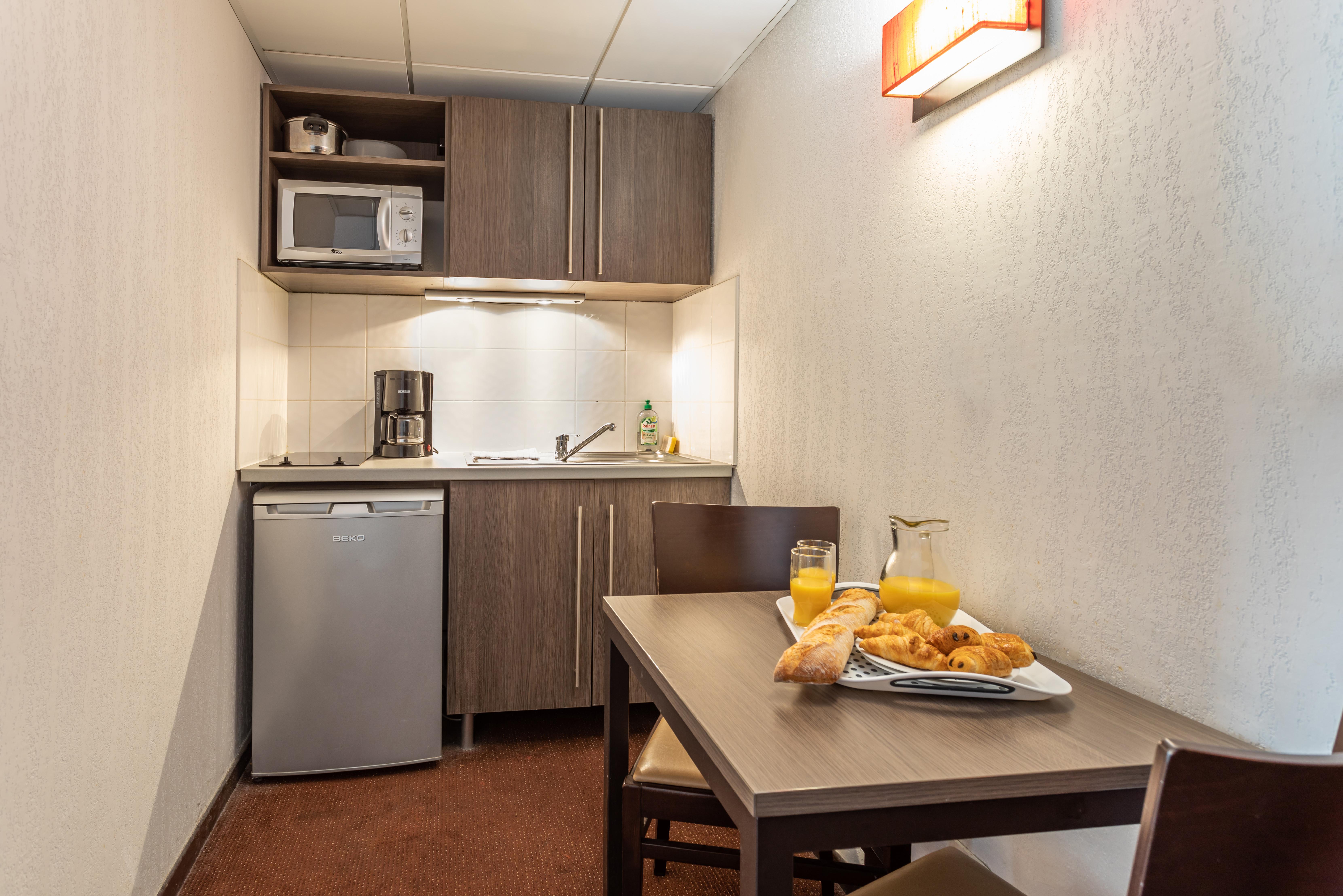 Comfort Aparthotel Nimes Centre エクステリア 写真