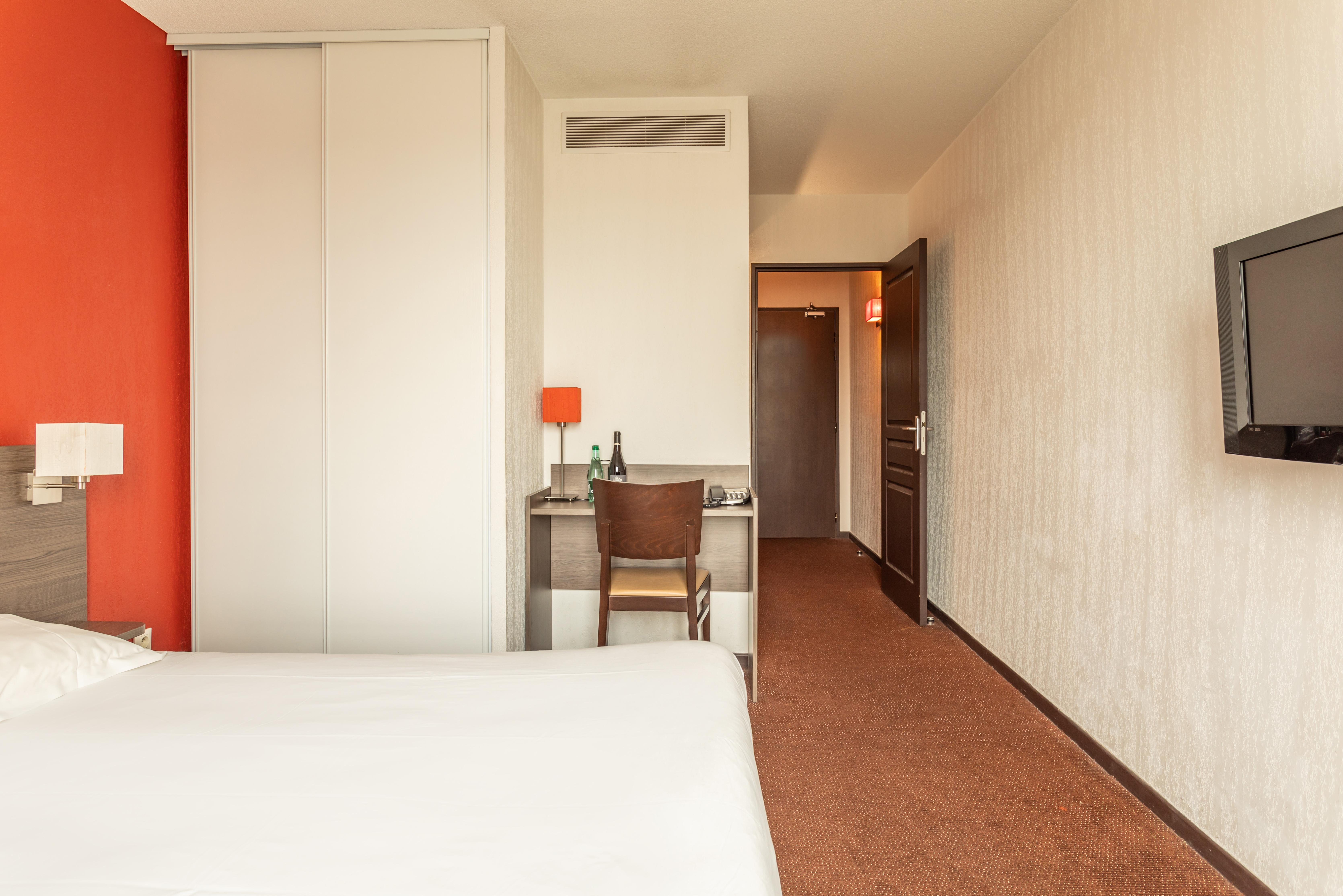 Comfort Aparthotel Nimes Centre エクステリア 写真