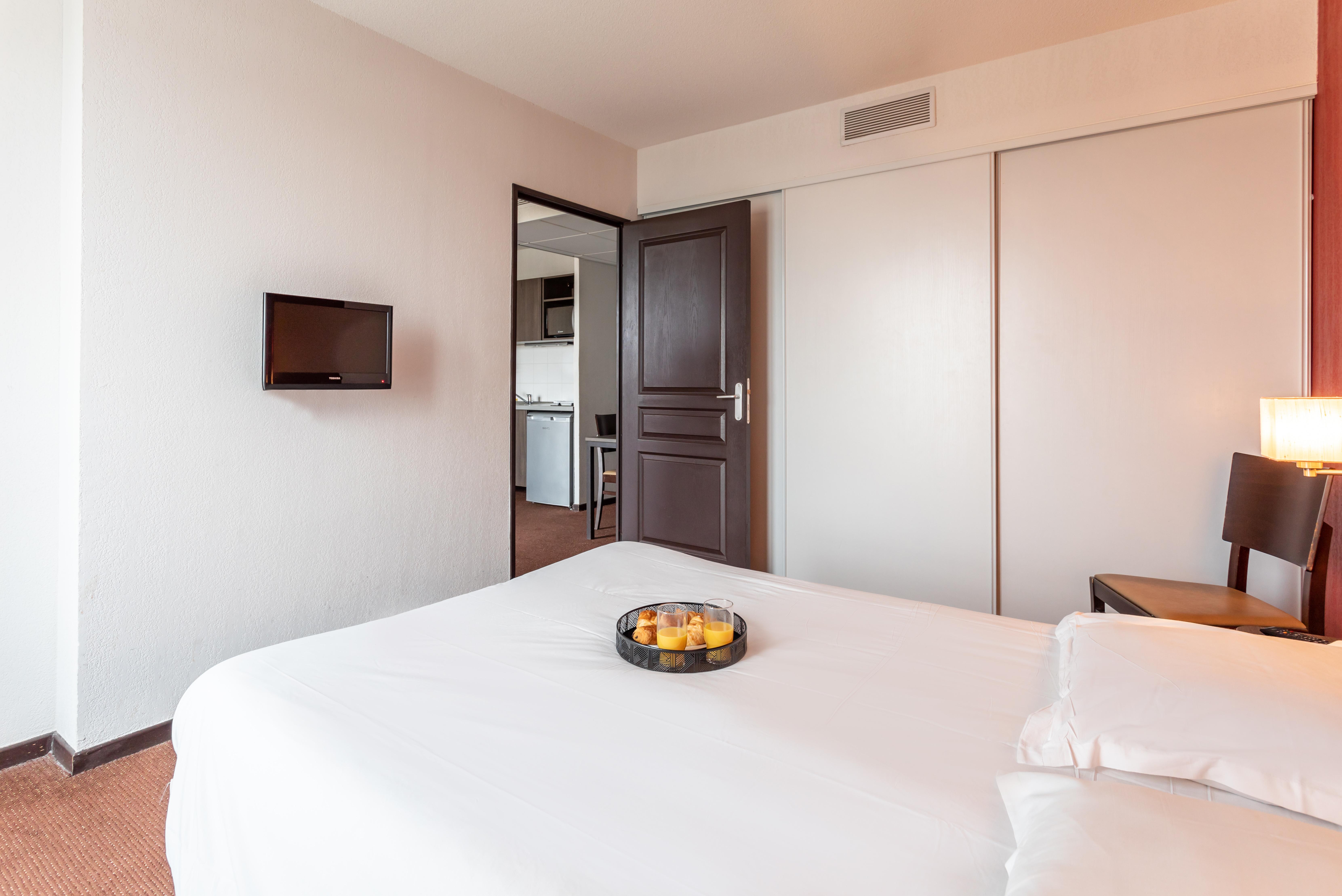 Comfort Aparthotel Nimes Centre エクステリア 写真