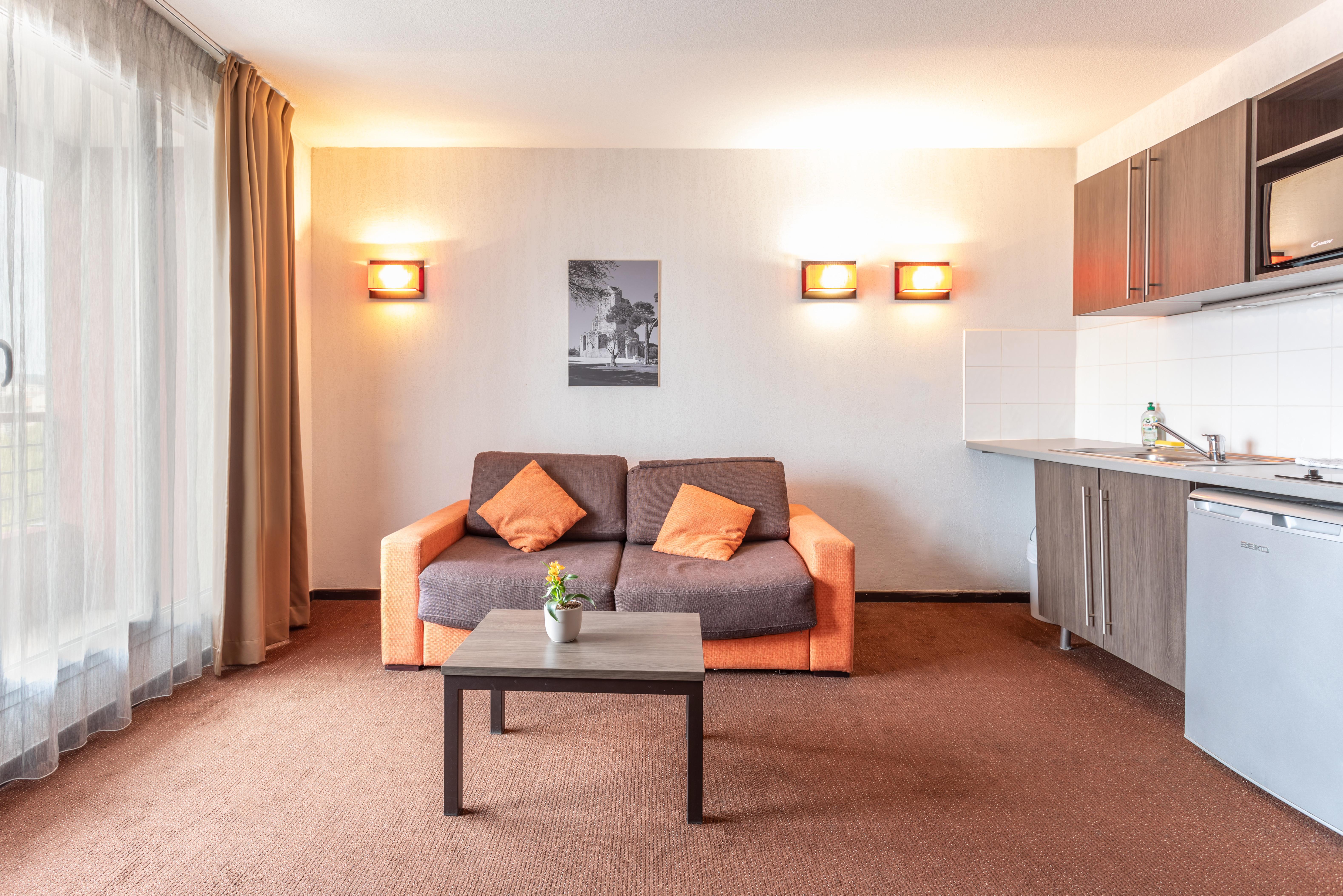 Comfort Aparthotel Nimes Centre エクステリア 写真