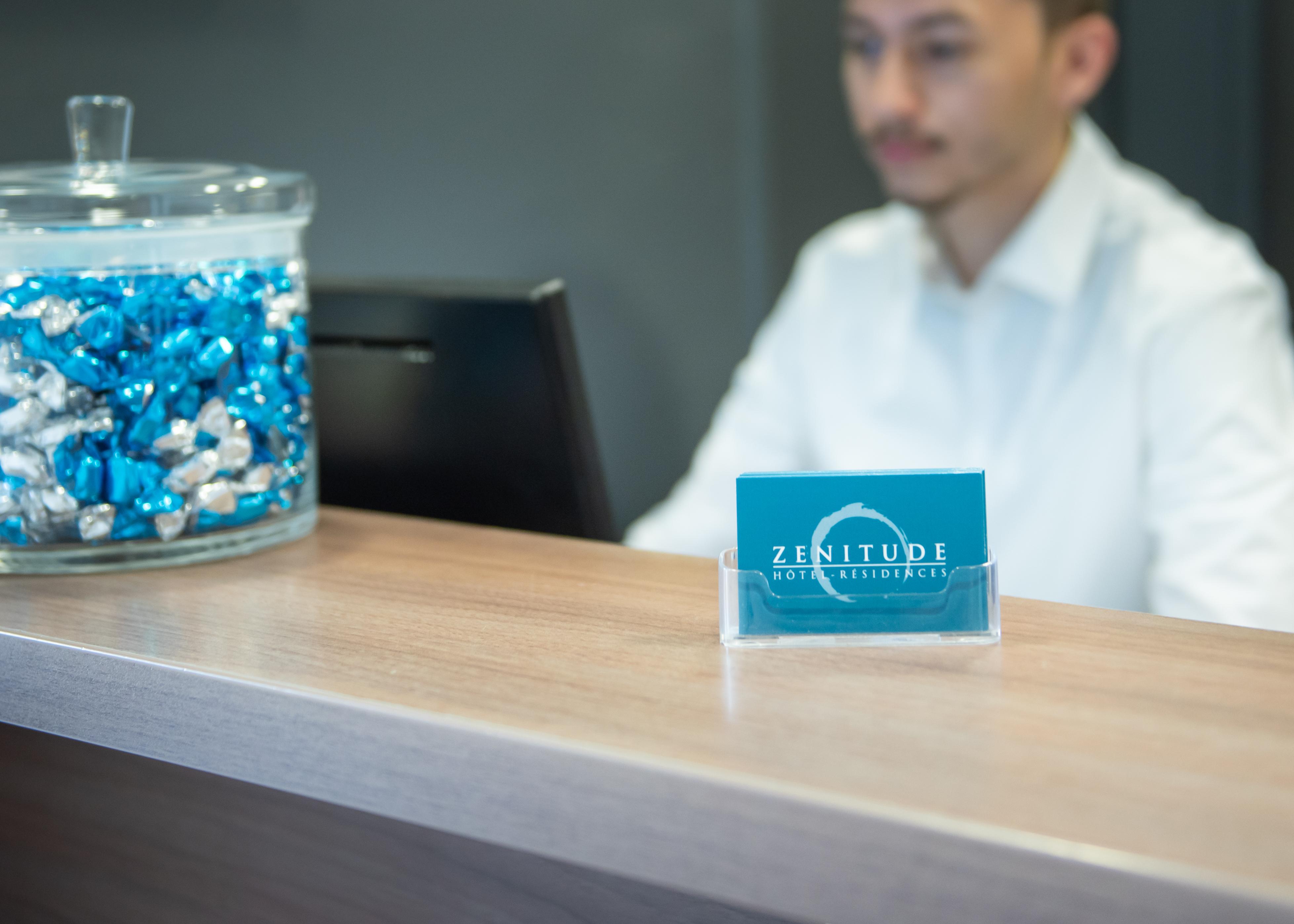 Comfort Aparthotel Nimes Centre エクステリア 写真