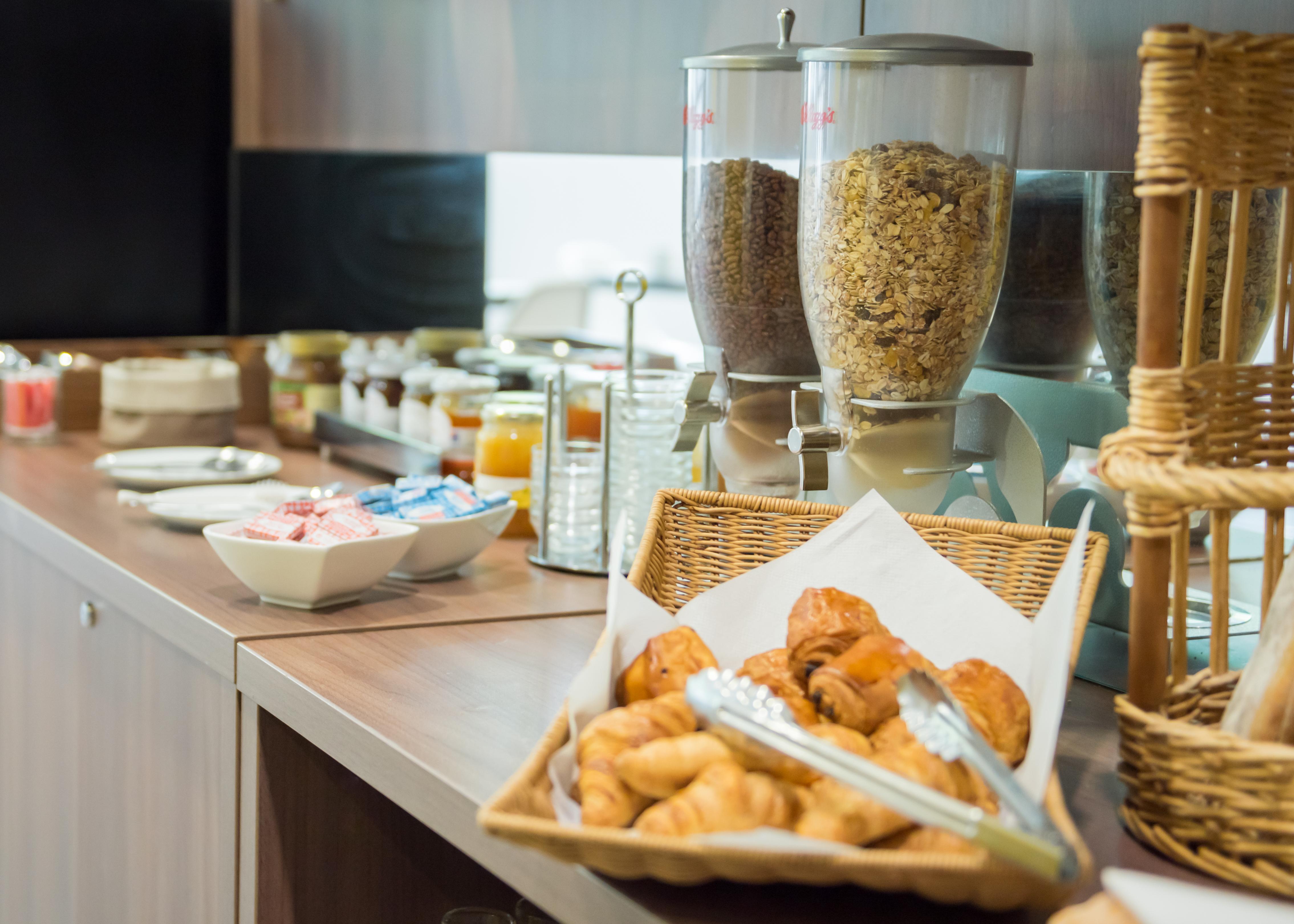 Comfort Aparthotel Nimes Centre エクステリア 写真
