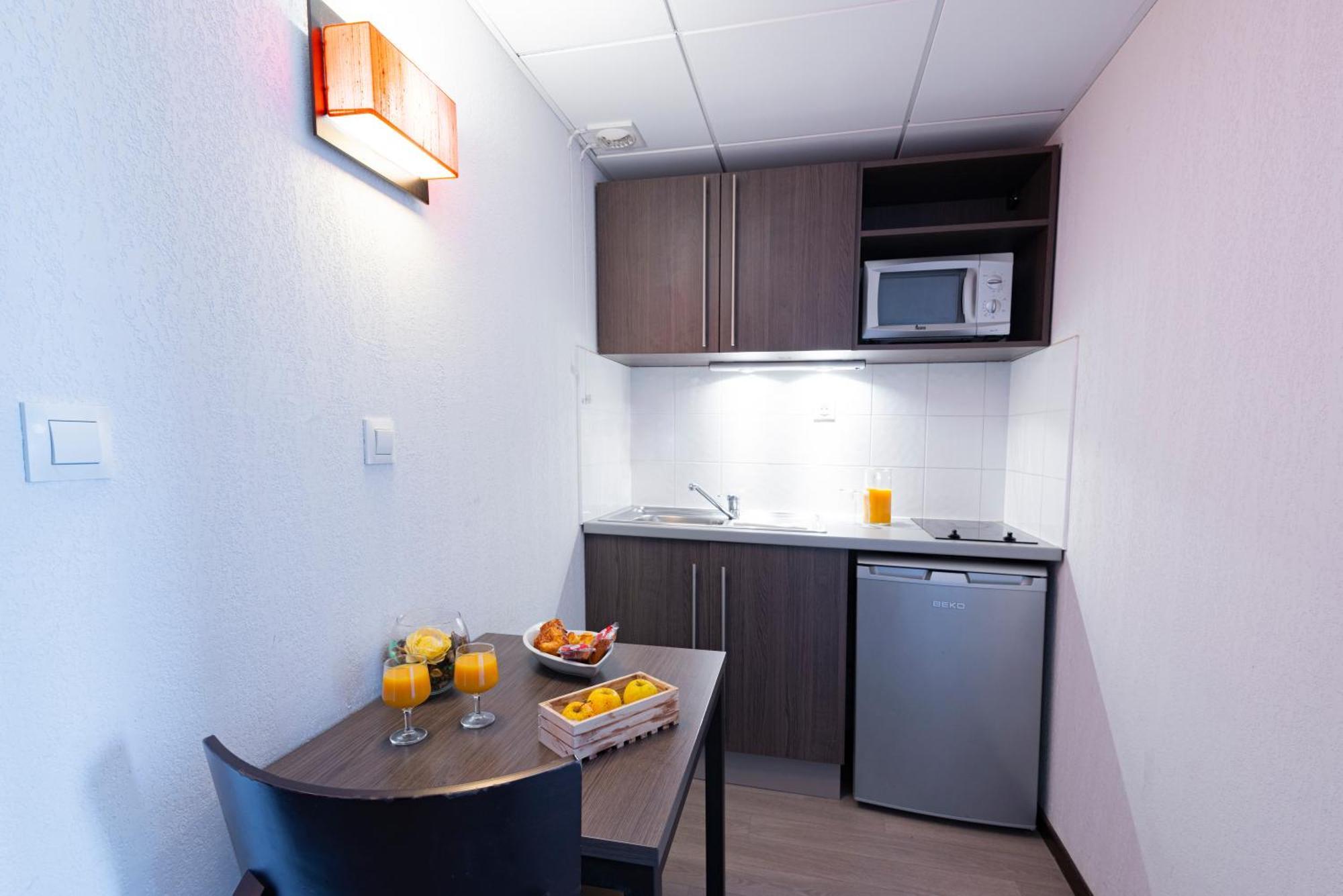 Comfort Aparthotel Nimes Centre エクステリア 写真